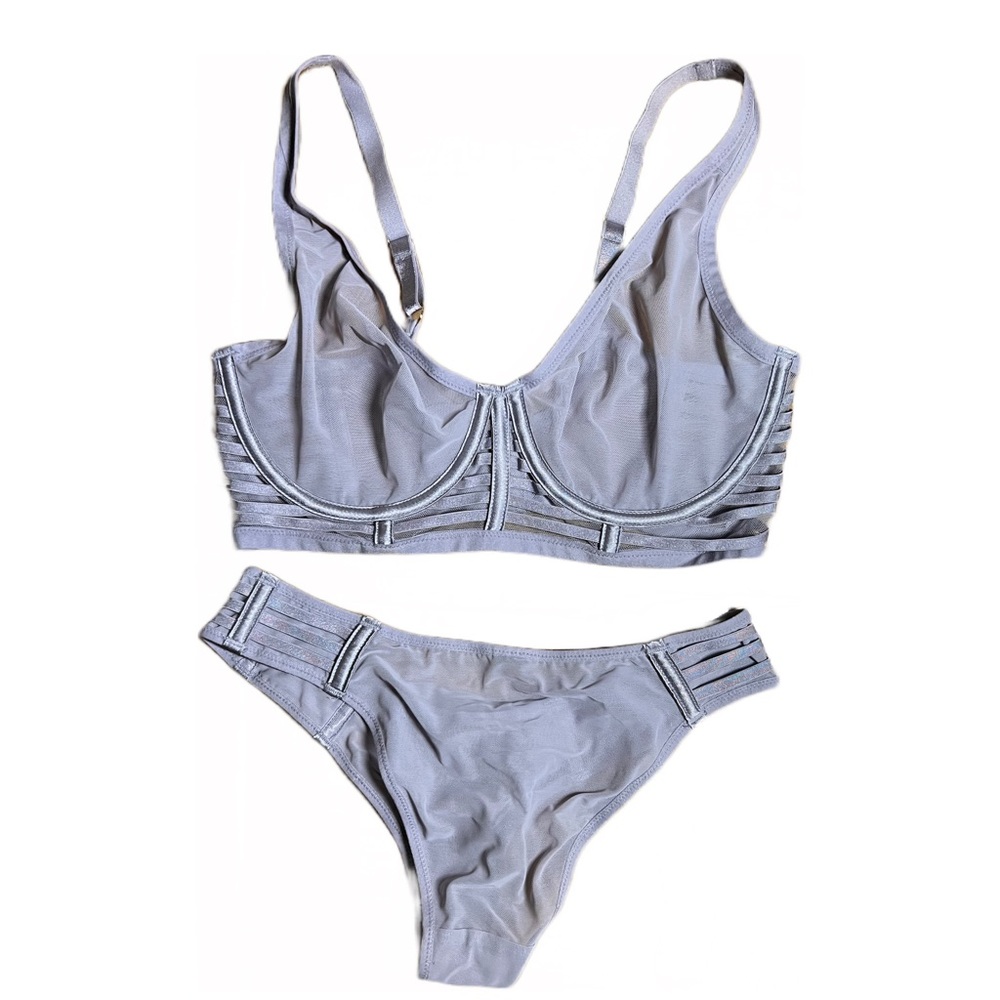 Victoria’s Secret 32 DD mesh unlined bra and panty set size small